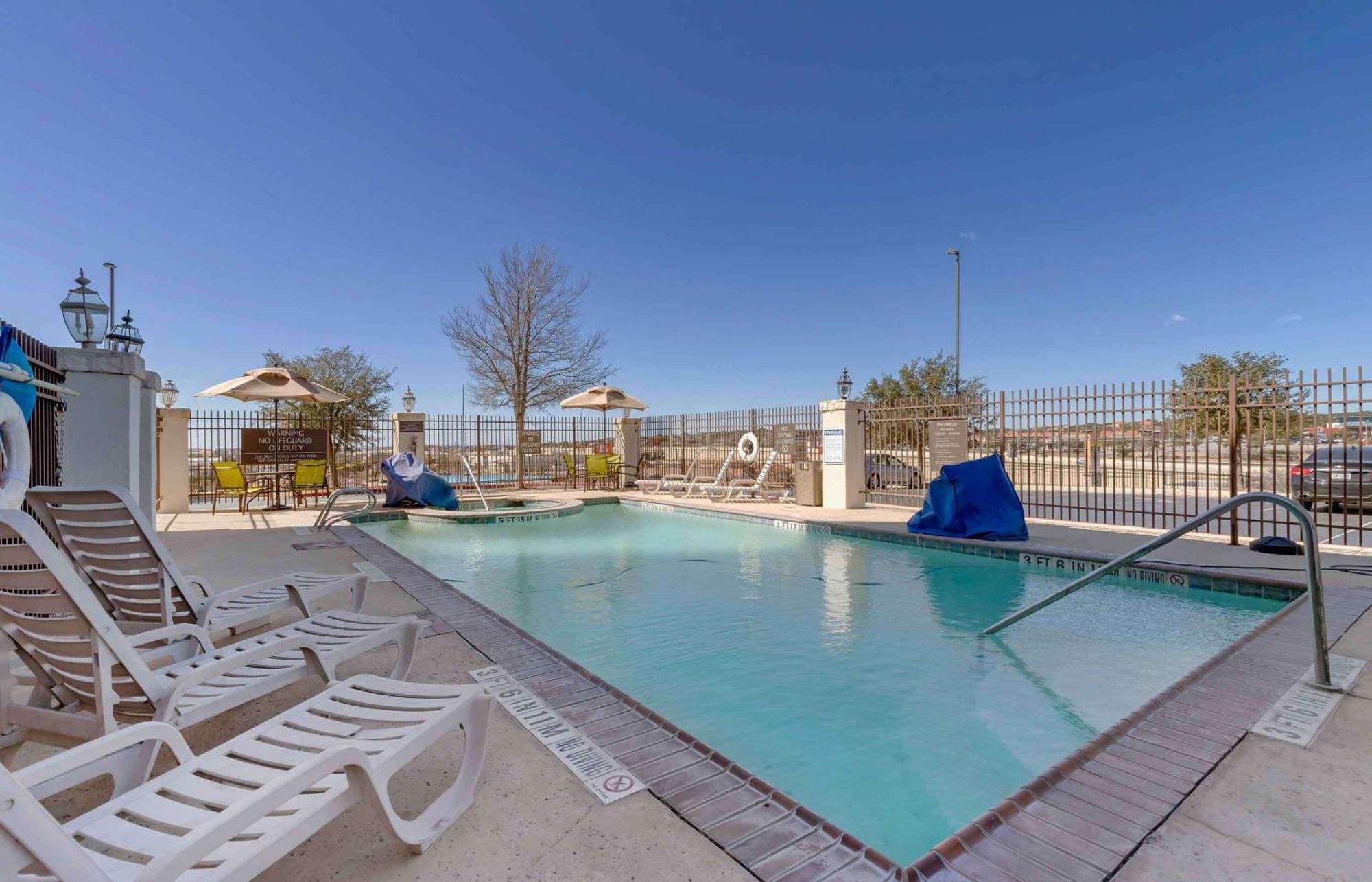 Extended Stay America Suites - San Antonio - North Exterior foto